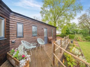 Decking | Willow Lodge 2 - Willow Lodges, Taunton