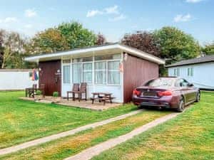 Exterior | The Bee&rsquo;s Knees - Country Cottages Norfolk, Mundesley