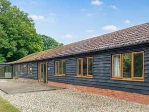 Exterior | Spring Vale Bungalow, Colchester