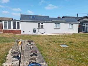 Exterior | Parade Annex, Greatstone, near Dungeness