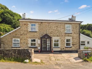 Exterior | Corner Cottage, Ruardean forest of Dean