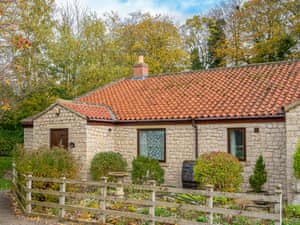 Exterior | Pasture View - Keld Head Farm Holiday Cottages, Pickering