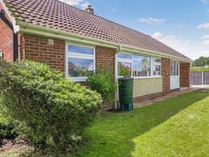 Exterior | Cedar Cottage, Blofield