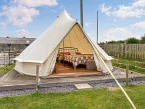 Exterior | Yr Wyddfa - Pen Cefn Farm, Abergele