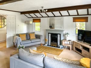 Living area | Squirrel Leap Lodge, Morpeth