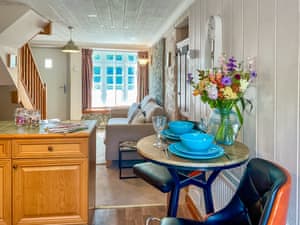 Kitchen/diner | The Old Post House Annex - Axbridge Holidays, Axbridge, near Weare