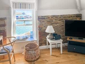 Living area | The Watch House, St Mawes