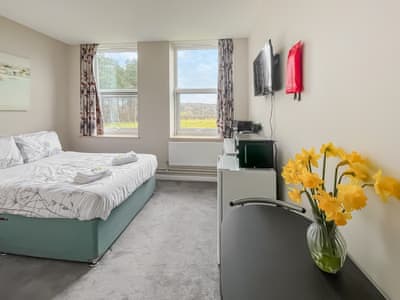 Open plan living space | Studio Apartment 6 - Herstmonceux Castle Estate, Herstmonceux