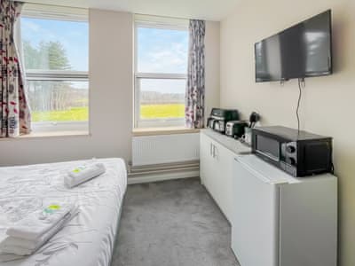 Open plan living space | Studio Apartment 7 - Herstmonceux Castle Estate, Herstmonceux