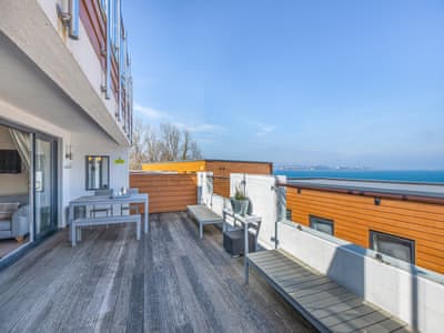 Terrace | 5 Curlew, The Cove, Brixham