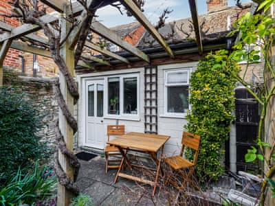 Exterior | September Cottage, Lechlade-on-Thames