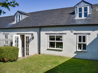 Exterior | Lily Pad 1 - Lily Pad Cottages, Nassington, near Stamford