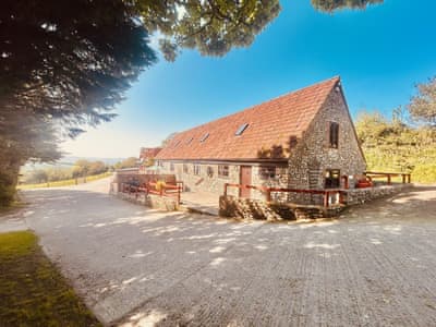 Exterior | Higher Checkridge Farm- Cider House - Higher Checkridge Farm, Hawkchurch, near Lyme Regis