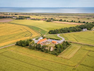 Surrounding area | Oyster Catcher - Gibralter Barns, Skegness