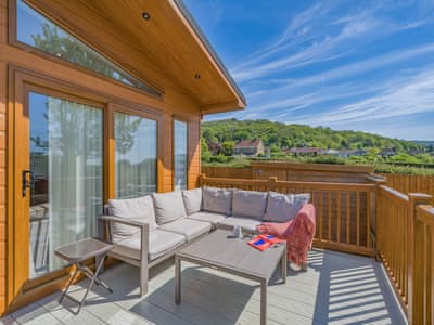 Decking | Red Robin - Longmead Country Escapes, Cheddar