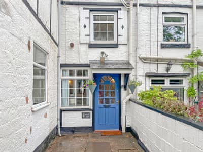 Exterior | Robins Nest, Leek