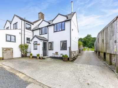 Exterior | The Farmers Den, Lydford, near Okehampton