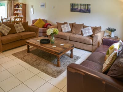 Open plan living space | Lily Pad 6 - Lily Pad Cottages, Nassington, near Stamford