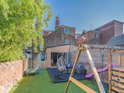 Outdoor area | The Trinitys, Bridlington