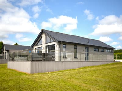 Exterior | Oak Park Two - Oak Park Lakes, Tiverton