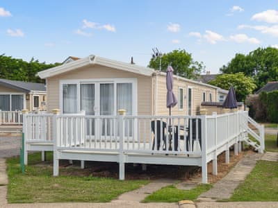 Exterior | Seaside Retreat, Hayling Island