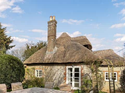 Exterior | Brookpit Cottage, Climping, near Littlehampton