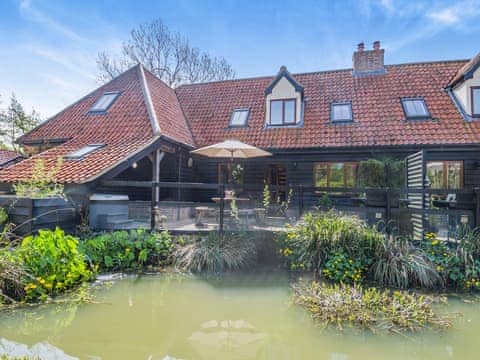 Exterior | Ash - Chestnut Tree Barns, Ilketshall St Margaret