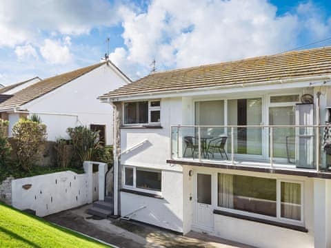 Exterior | Liwus, Newquay