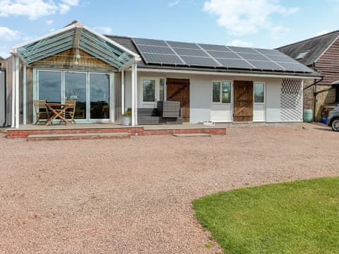 Exterior | Poplars Cottage, Usk