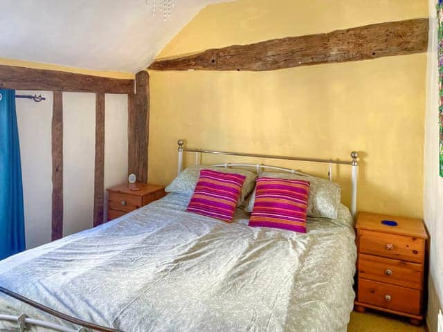 Double bedroom | Sunny Meadow Cottage, Sudbury