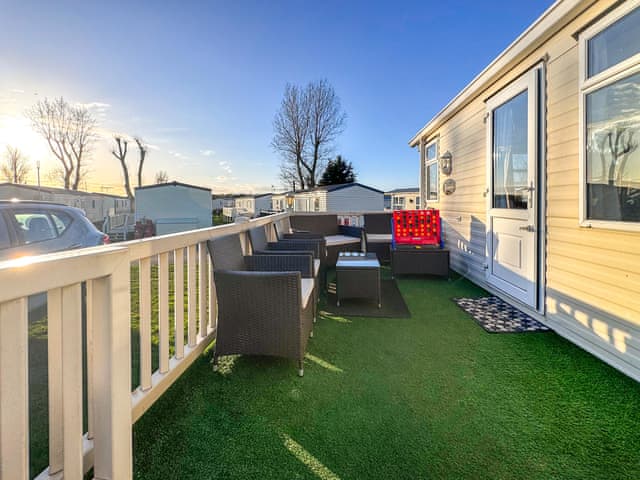 Terrace | Bee Lodge - SLV Estates, Heacham