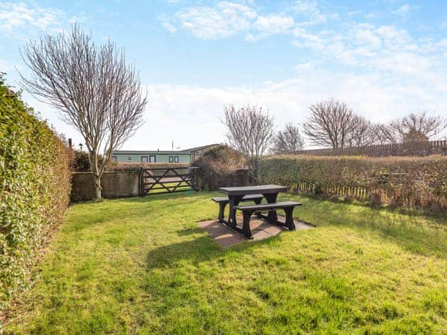 Outdoor | Engine House - Dickinson Place Holiday Cottages, Allonby