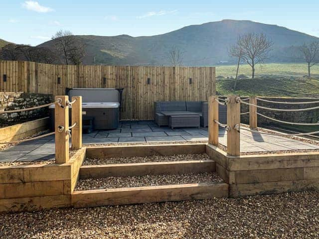 Hot tub | The Farmhouse, Church Stretton