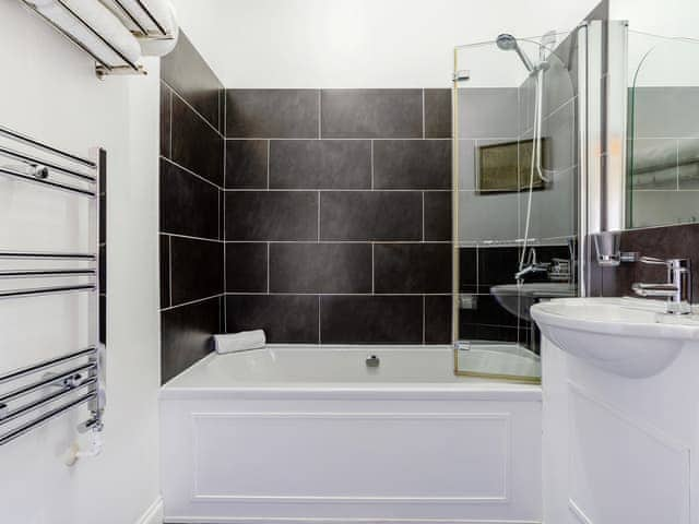 Bathroom | West Layton Manor, West Layton, near Richmond