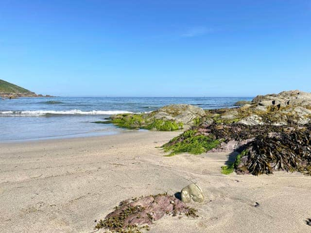 Surrounding area | The Wee House, Looe