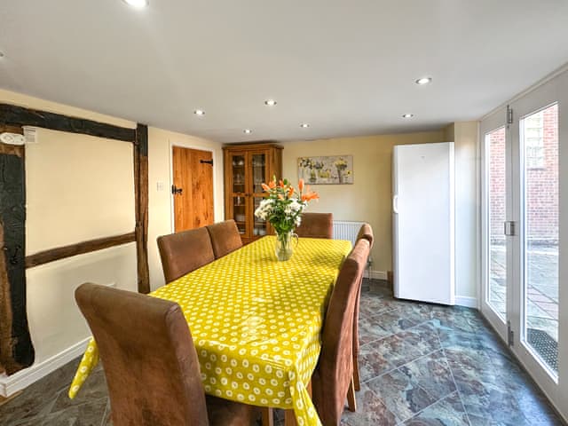 Dining room | Poona Cottage, Cadnam, near Southampton