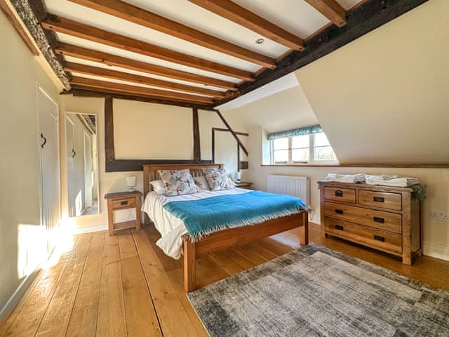 Double bedroom | Poona Cottage, Cadnam, near Southampton