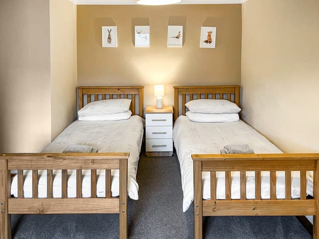 Twin bedroom | 4 Swallowholm Cottage, Arkengarthdale, near Reeth