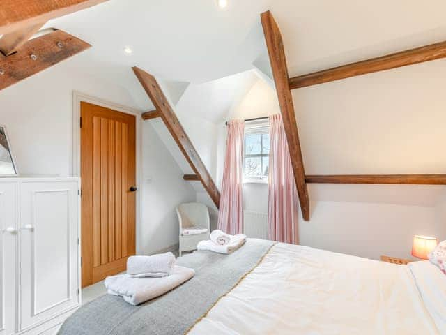 Double bedroom | Bumble Cottage, Newton-on-the-Moor, near Alnwick