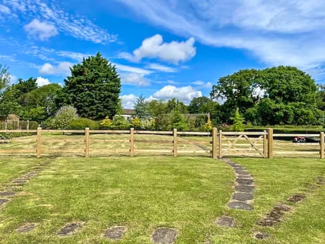 Outdoor | Larks Rise, Weston Longville