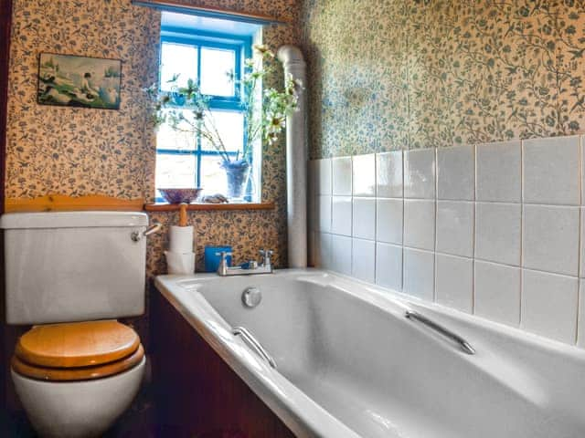 Bathroom | Poppy Cottage, Halesworth