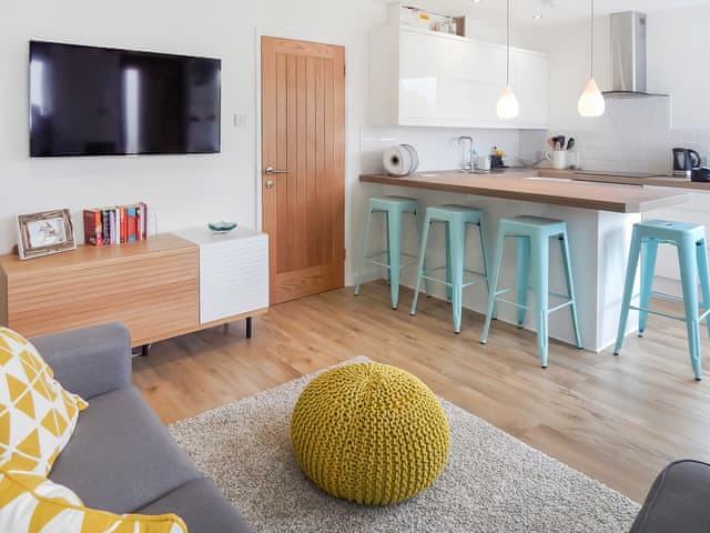 Open plan living space | Chlobo Cottage, Porth, near Newquay