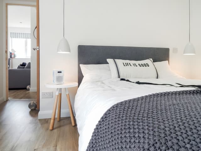 Double bedroom | Chlobo Cottage, Porth, near Newquay