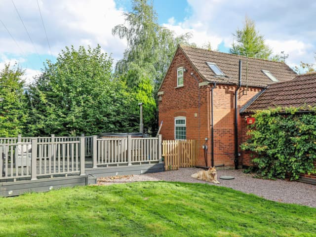 Exterior | Paws in the Pines, Frithville, near Lincolnshire