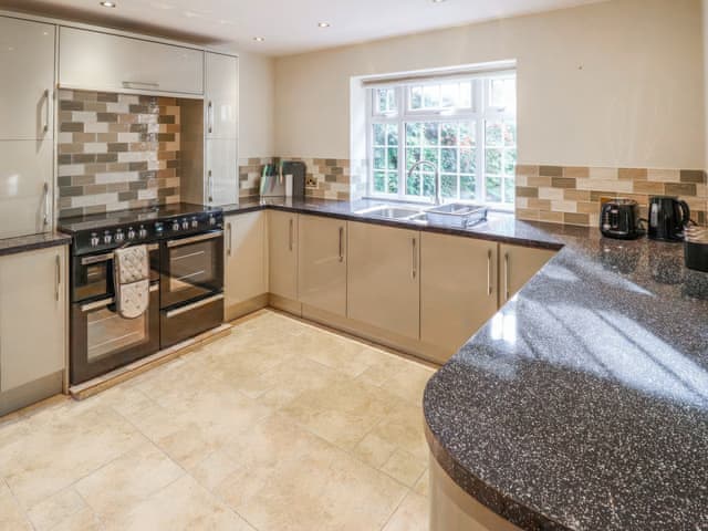 Kitchen/diner | Paws in the Pines, Frithville, near Lincolnshire