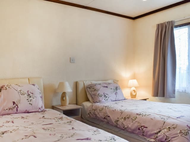 Twin bedroom | Woodpecker Lodge - Swans Rest, Singleton, near Poulton-Le-Fylde