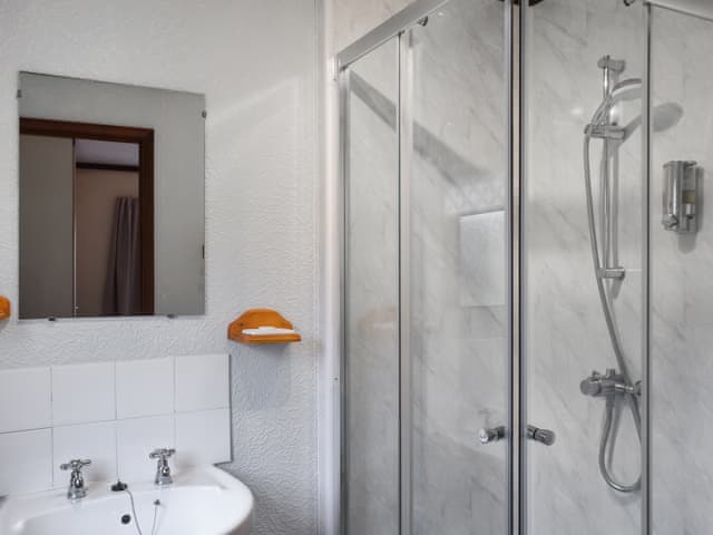 Bathroom | Woodpecker Lodge - Swans Rest, Singleton, near Poulton-Le-Fylde