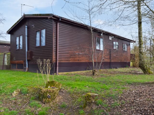 Exterior | Woodpecker Lodge - Swans Rest, Singleton, near Poulton-Le-Fylde