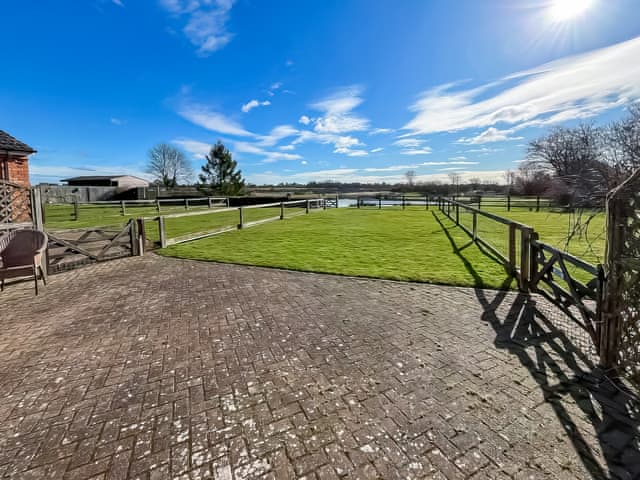 Exterior | Lilac - The Country Cottages, Burgh le Marsh