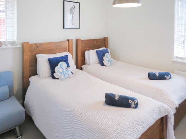 Twin bedroom | Cinder Track Hideaway, Whitby